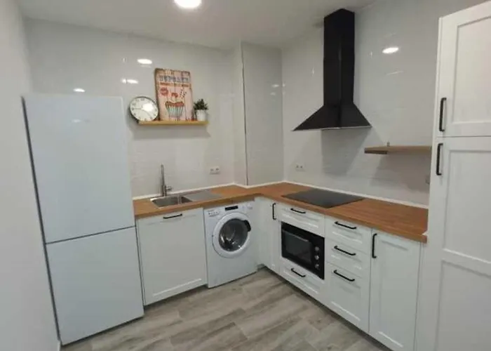 Nuevo Junto Al Mar *